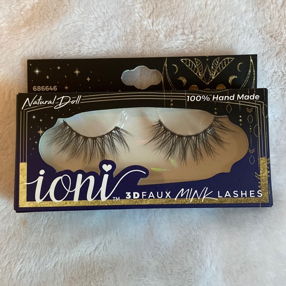 Faux mink lashes - Picture 1 of 3